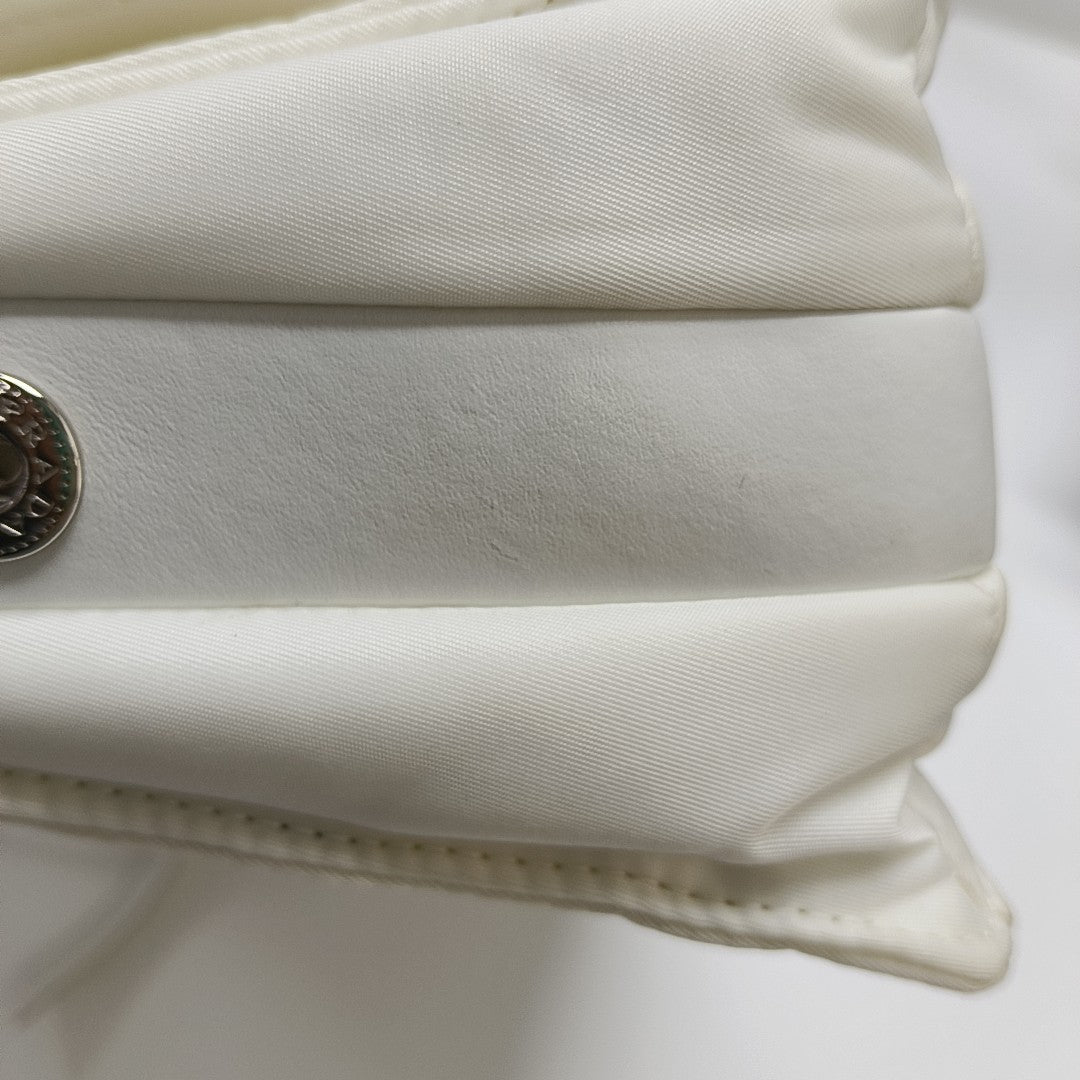 Invite Quilted Nylon White