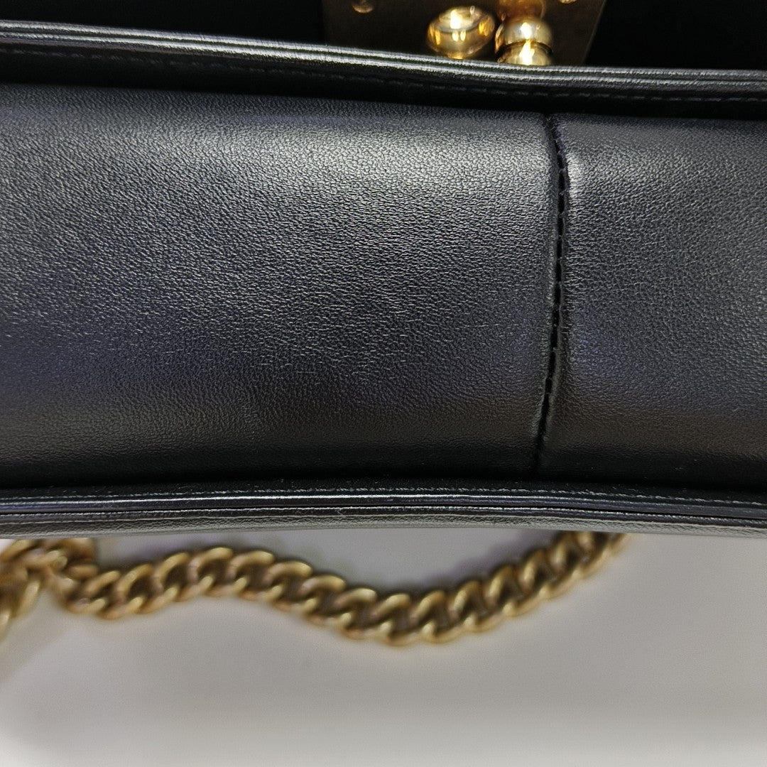 BOY CHANEL Medium Chevron Lambskin Black