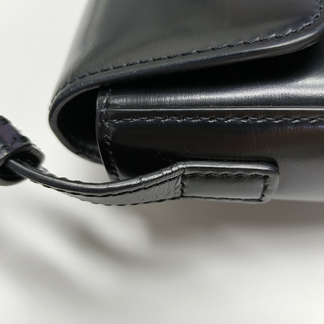 TRIOMPHE Small Calfskin Black