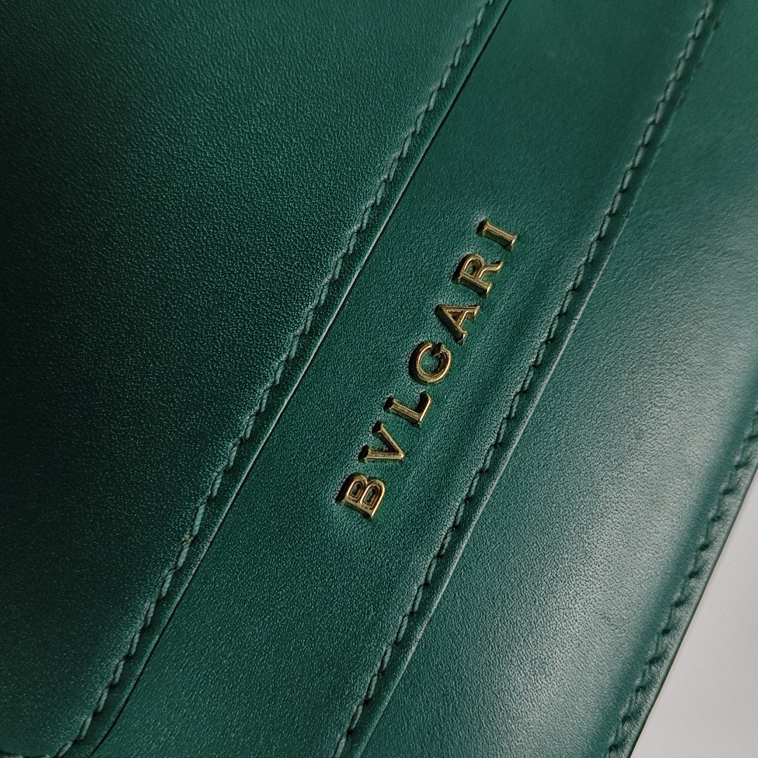 SERPENTI FOREVER Small Calfskin Green