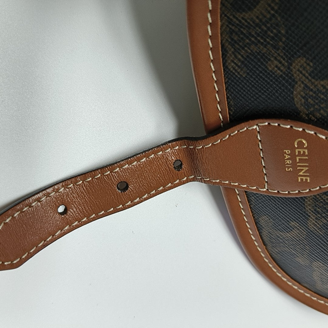 FOLCO Medium Coated Canvas Brown