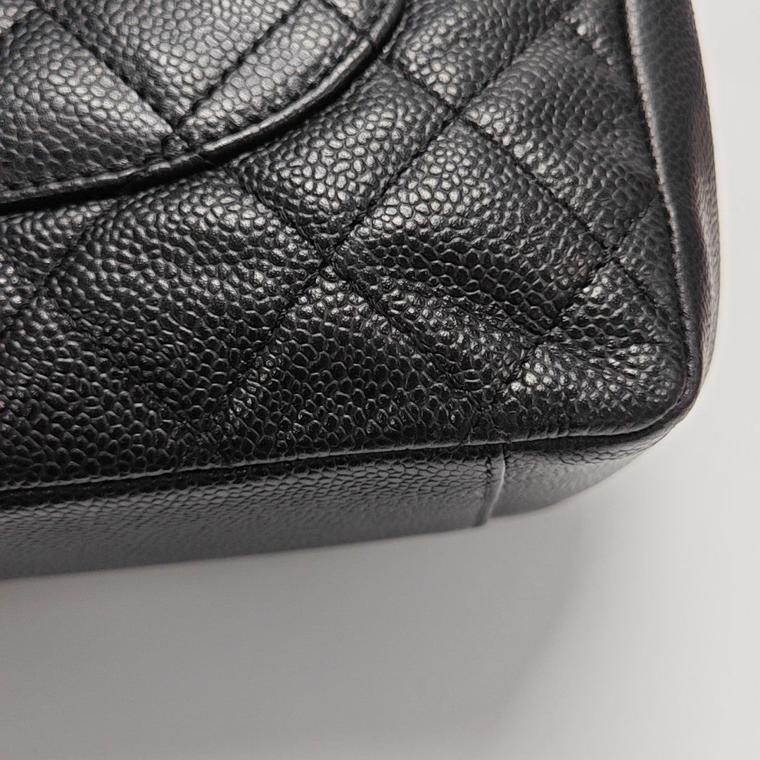 CHANEL GST Large Quilted Grained Calfskin Black