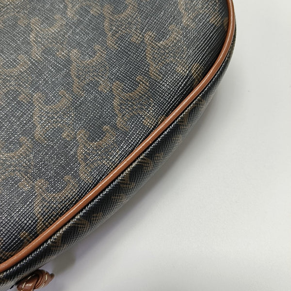 TRIANGLE Coated Canvas Brown