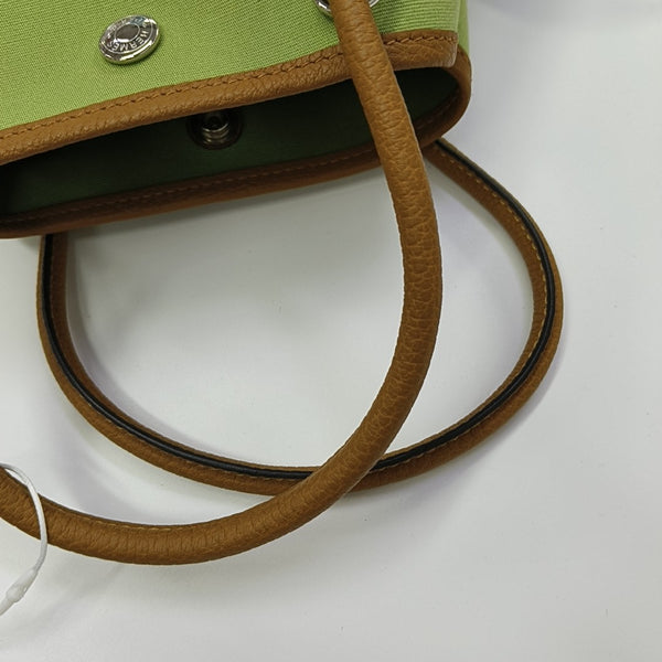 Garden Party 28 Canvas Green