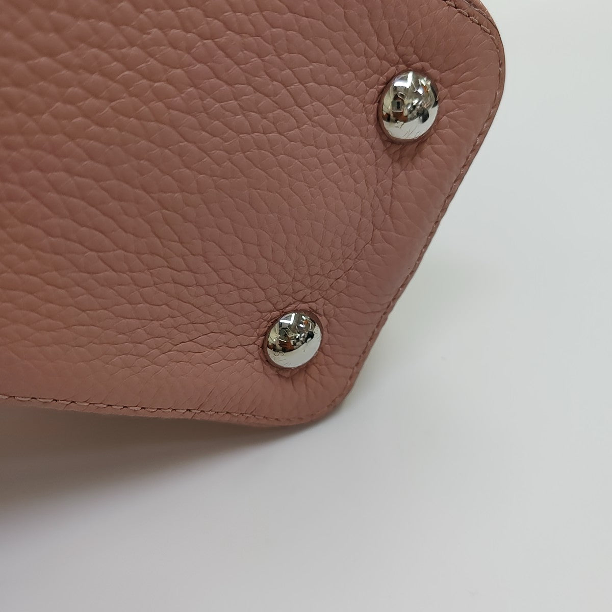 CAPUCINES MM Calfskin Pink