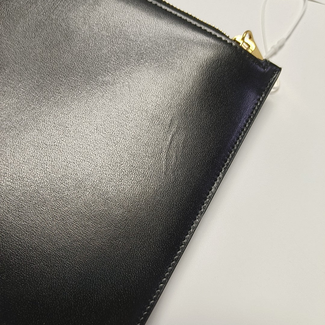 Calfskin Clutch Medium Black