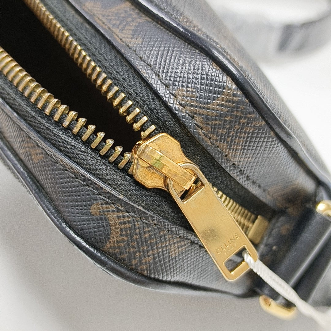 TRIOMPHE Medium Coated Canvas Black