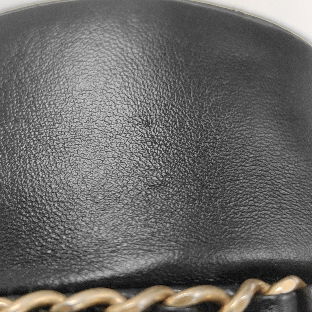 Quilted Lambskin Shoulder Bag Black