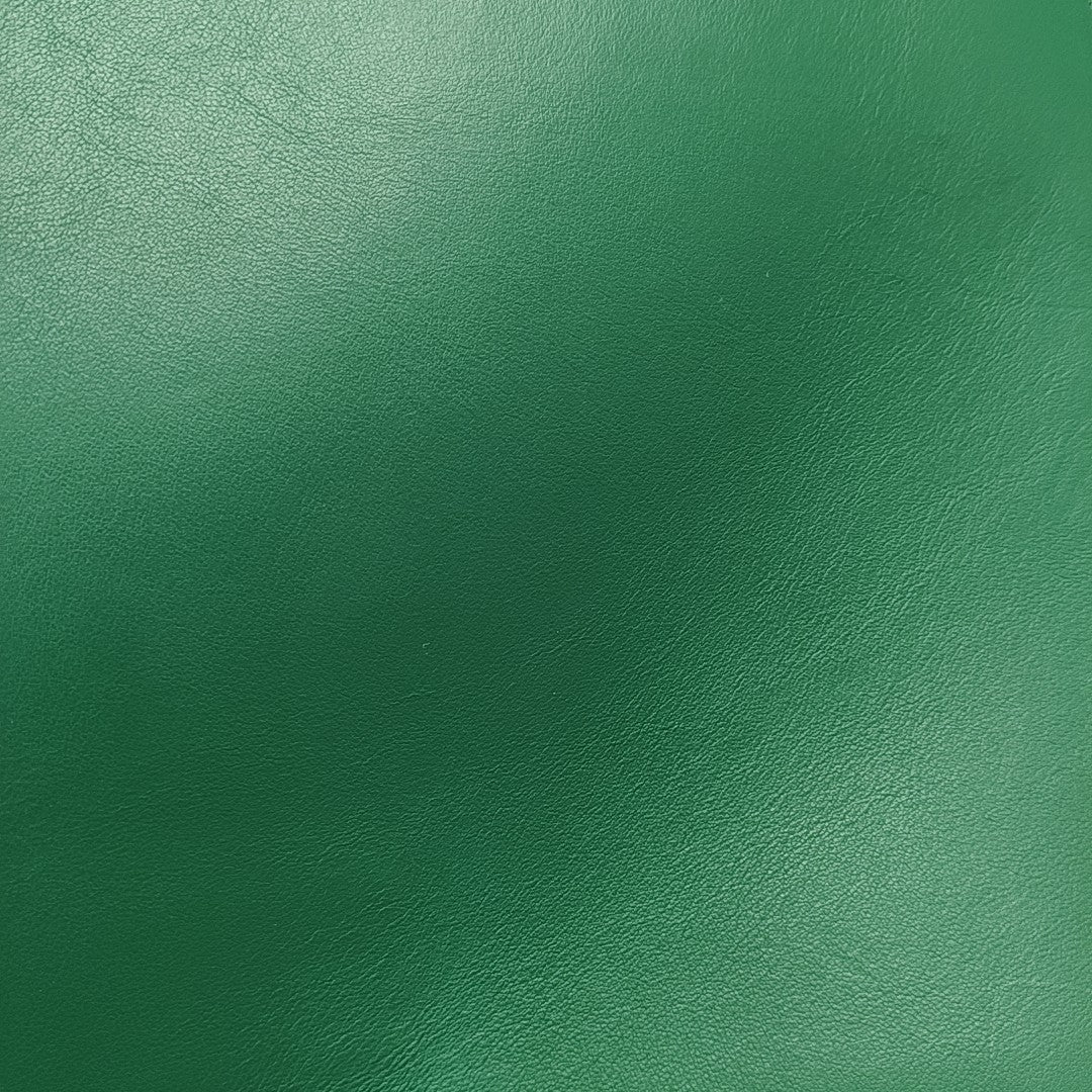 Calfskin Clutch Green