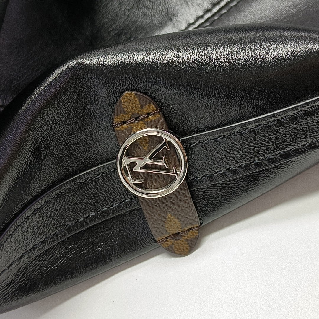 CARRYALL MM Monogram Lambskin Black