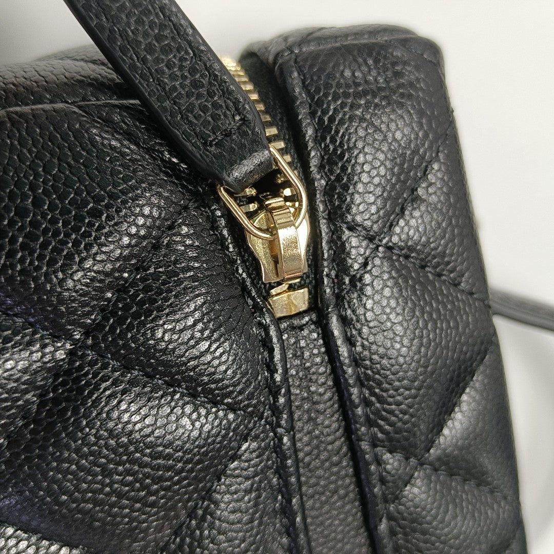 Quilted Grained Calfskin Shoulder Bag Black