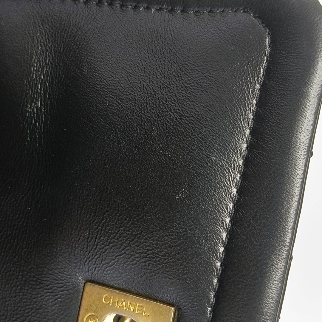 Quilted Lambskin Shoulder Bag Black
