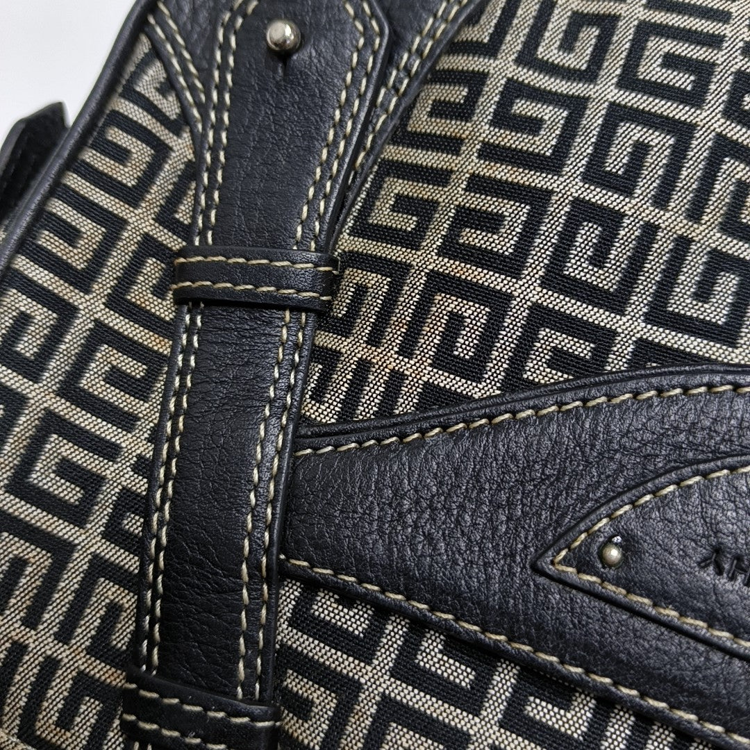 Fabric Black