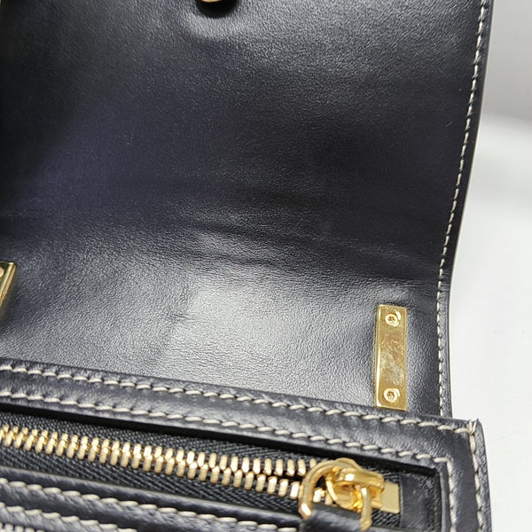 Robin Canvas Gray