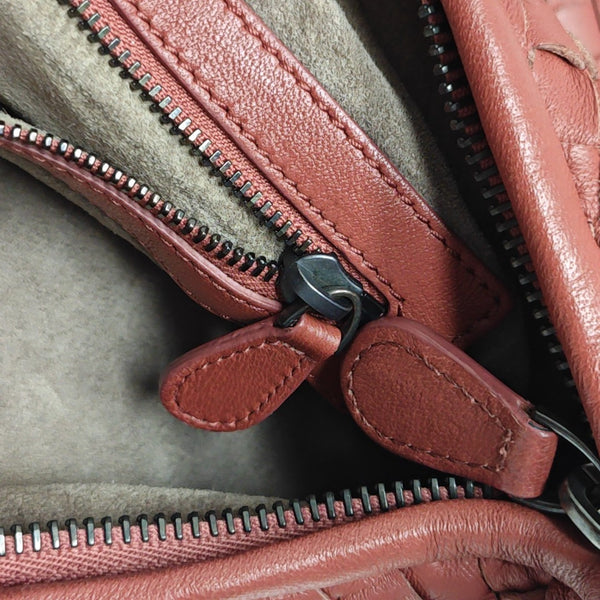Veneta Large Calfskin Brown