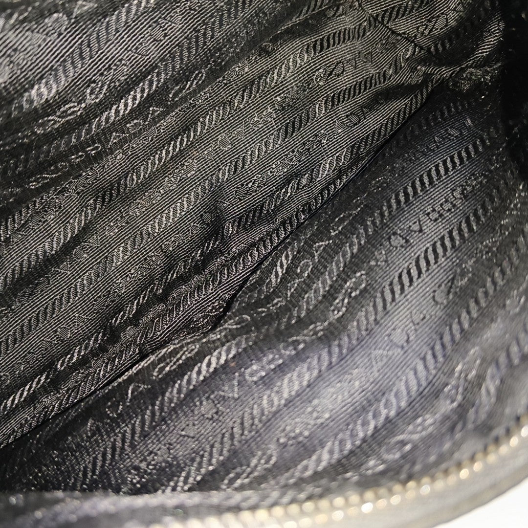 Re-Edition2005 Nylon Black