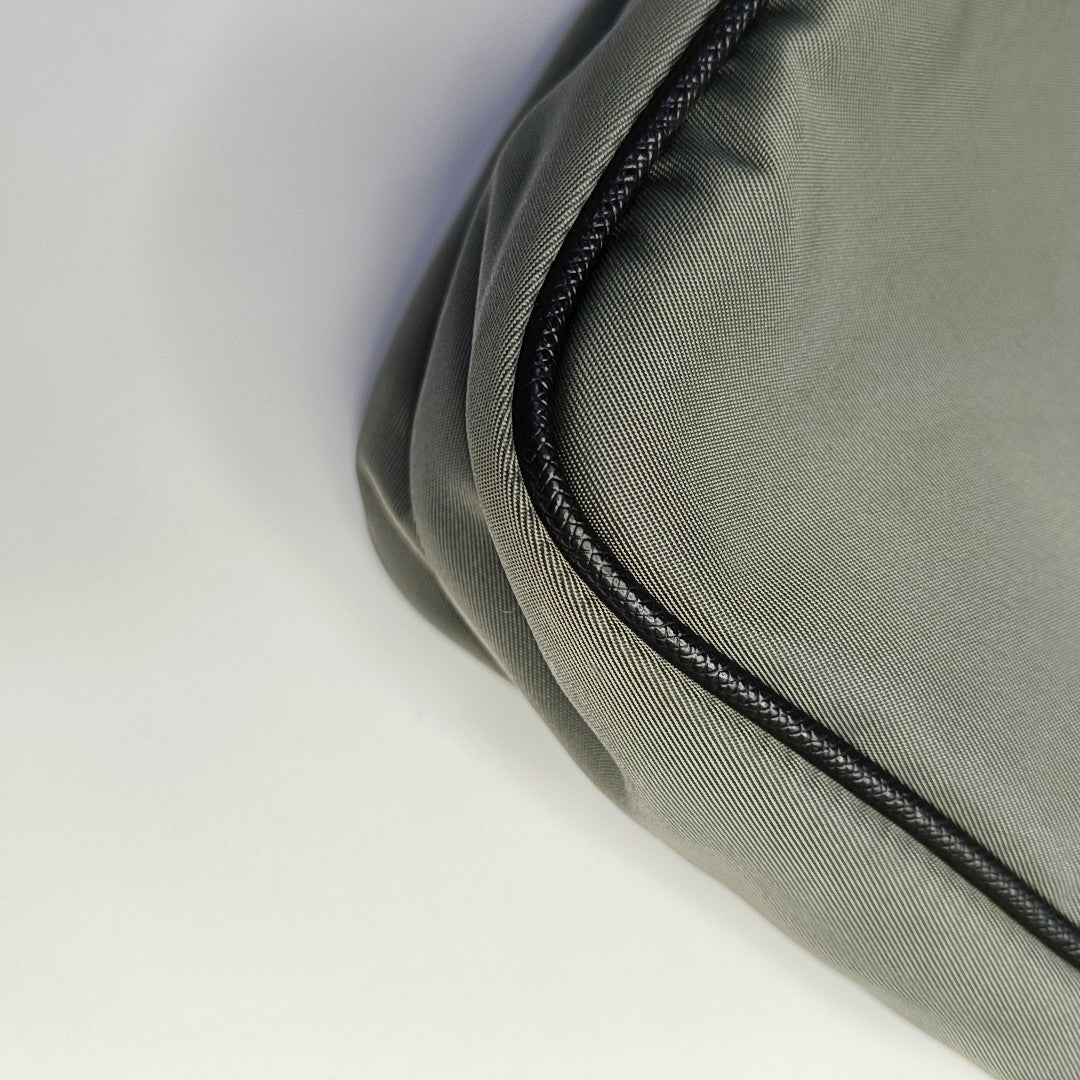 Nylon Gray