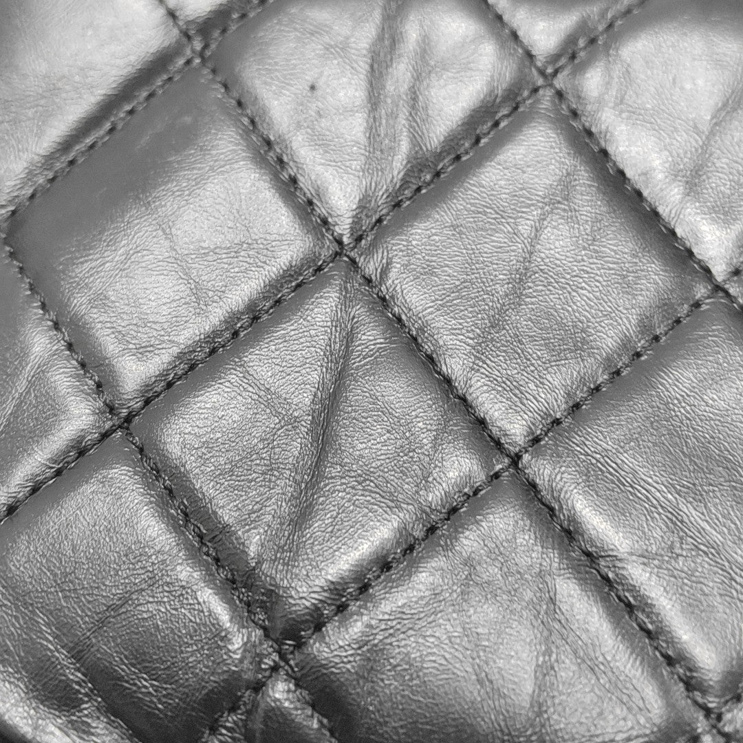 GABRIELLE Small Quilted Calfskin Black