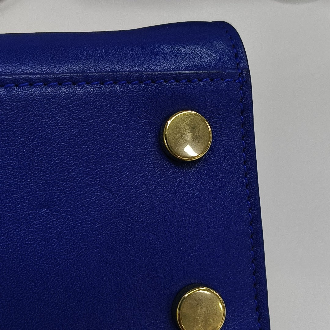 SAC DE JOUR Nano Calfskin Blue