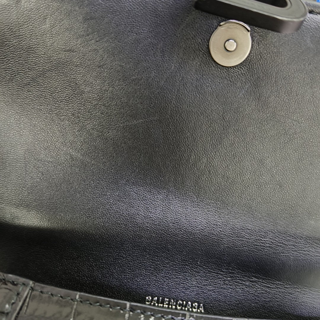 Hourglass S Calfskin Black