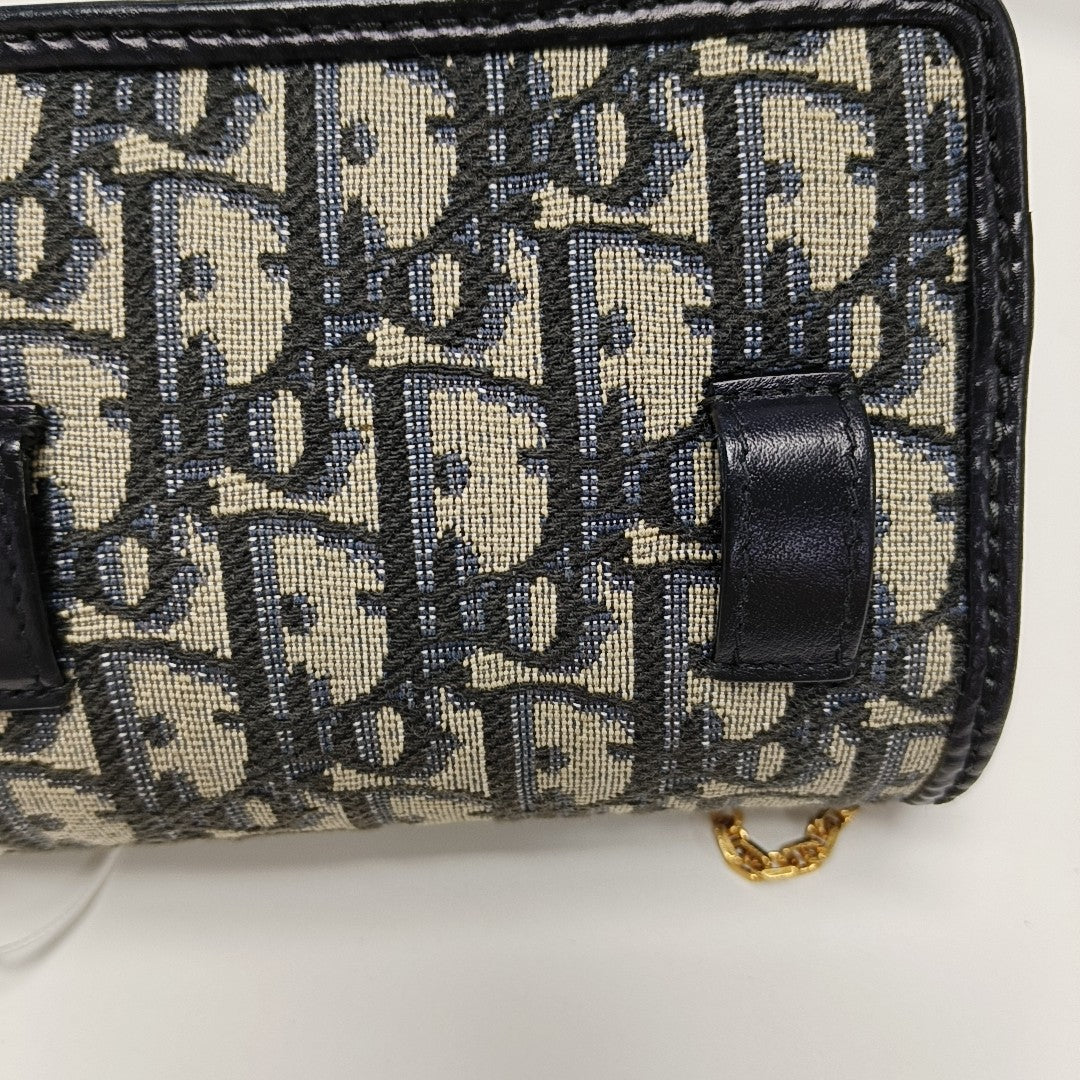 30 Montaigne Oblique Canvas Blue