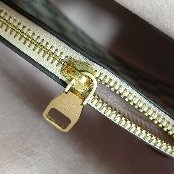 NÉONOÉ MM Damier Azur Coated Canvas White