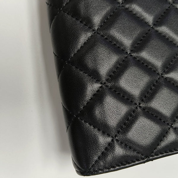 Quilted Lambskin Shoulder Bag Black