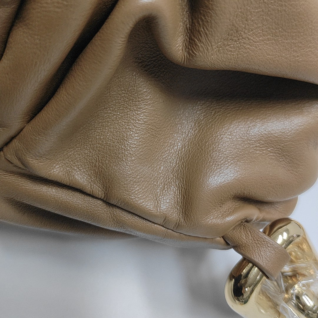 The Pouch Mini Calfskin Brown