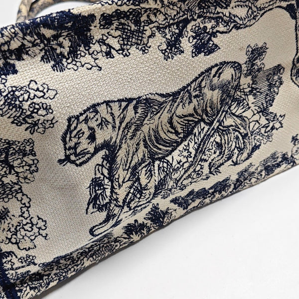 Authenticated pre-owned  Book Tote Medium Canvas Blue - Tote Bag at Looply