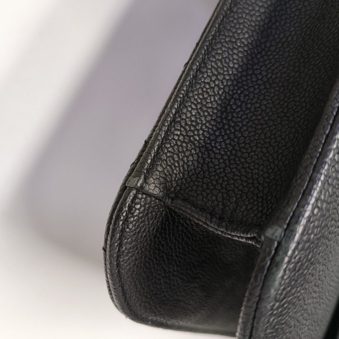 THREAD AROUND Quilted Grained Calfskin Black