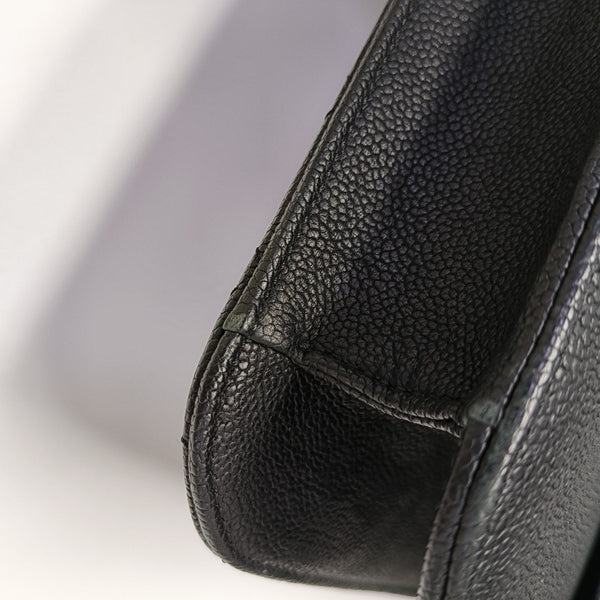 THREAD AROUND Quilted Grained Calfskin Black