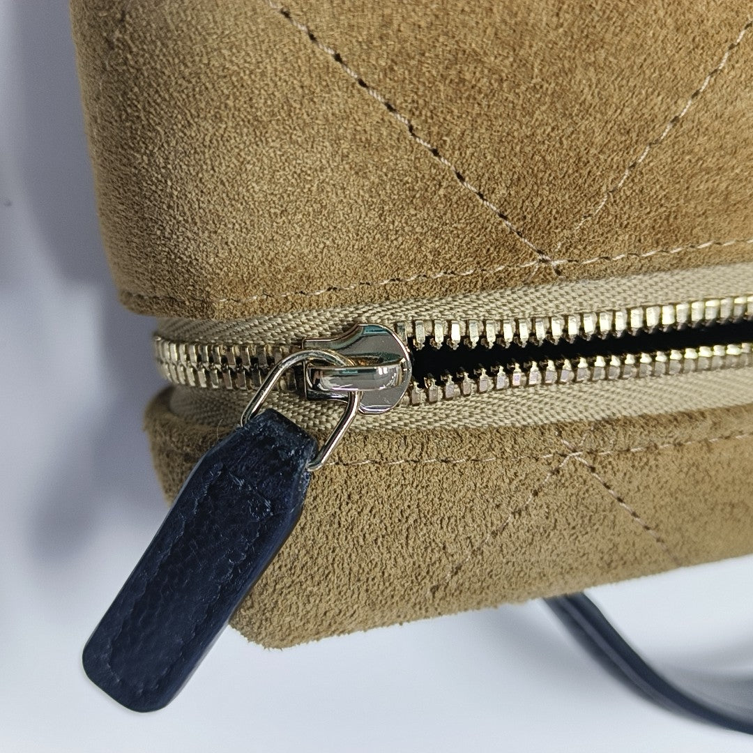 26S Quilted Deer Leather Multicolor