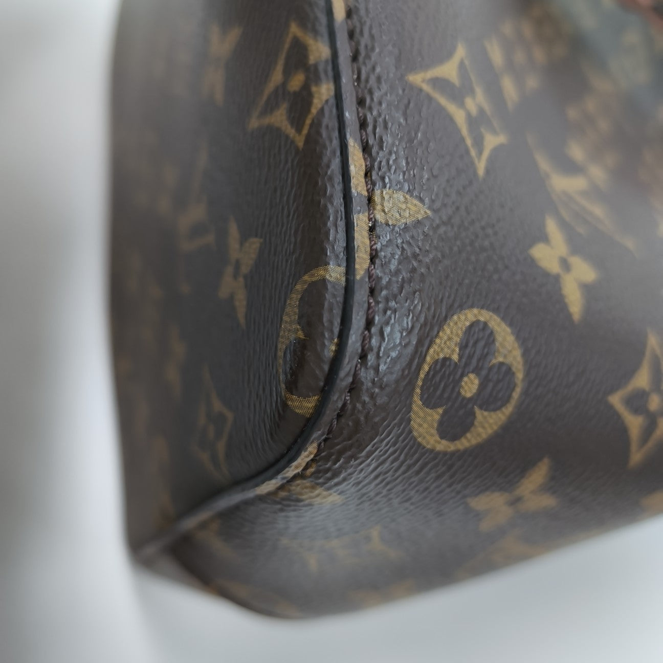 NÉONOÉ MM Monogram Coated Canvas Brown
