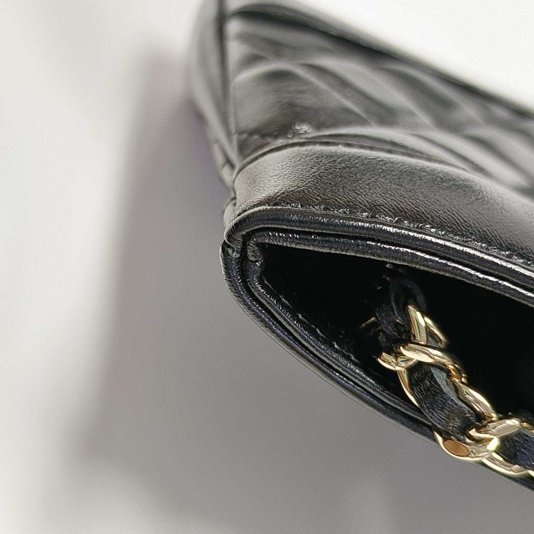 CHANEL 31 Quilted Lambskin Black