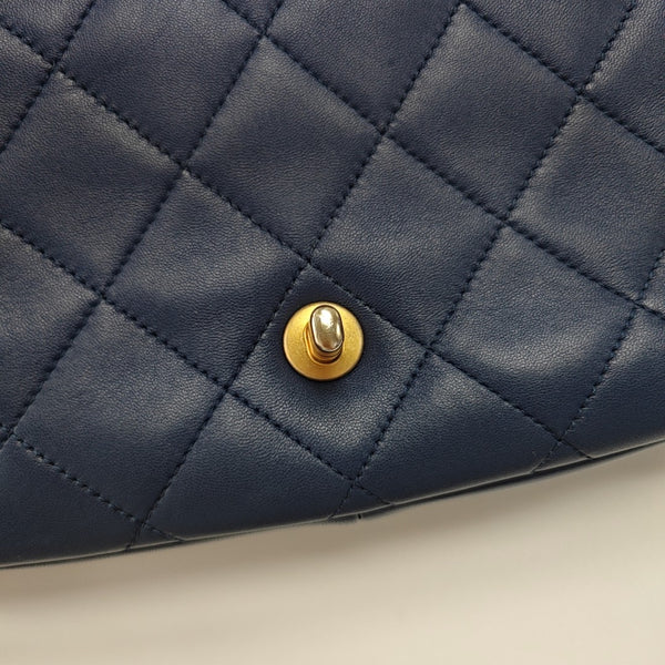 IN THE LOOP Quilted Lambskin Blue