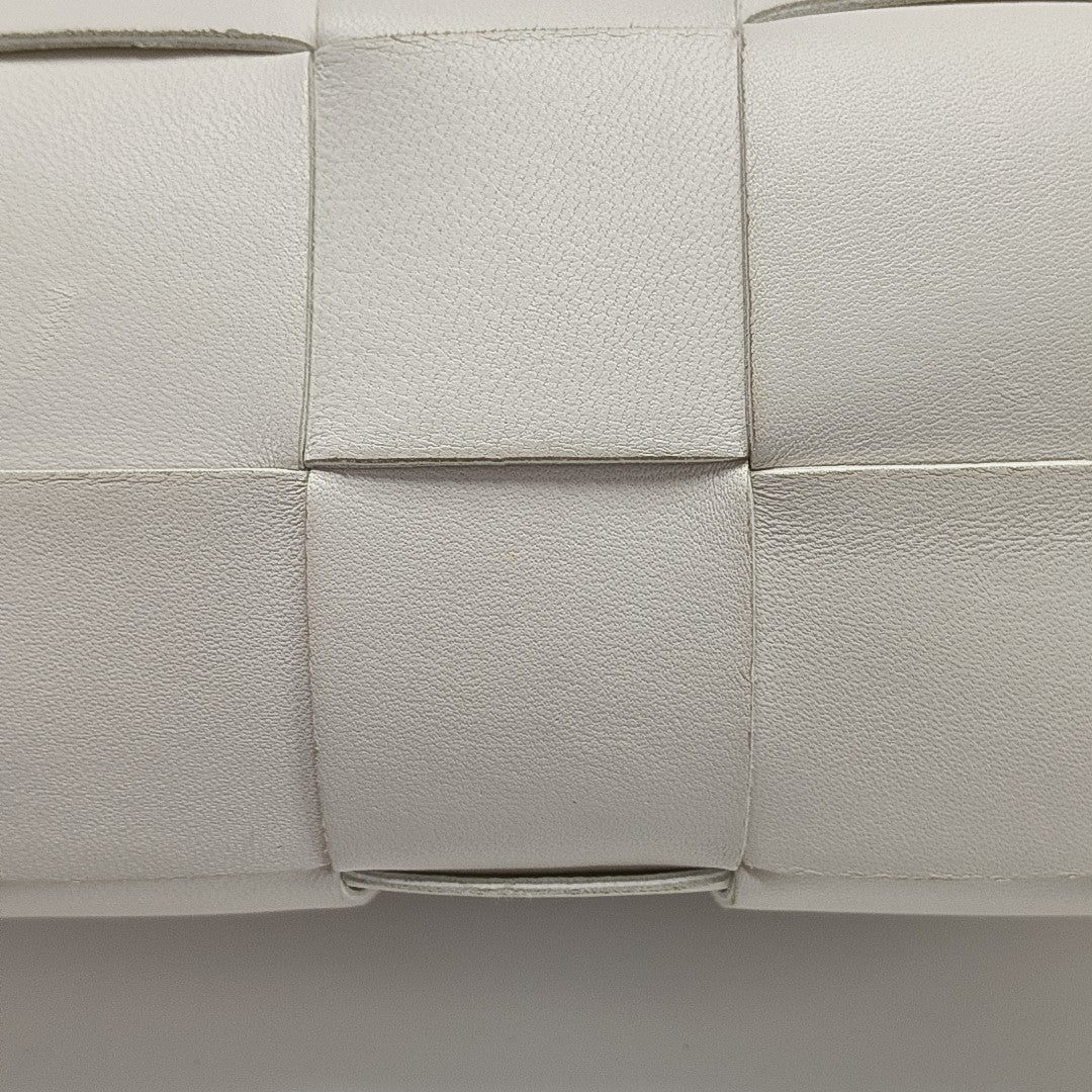 Cassette Medium Lambskin White
