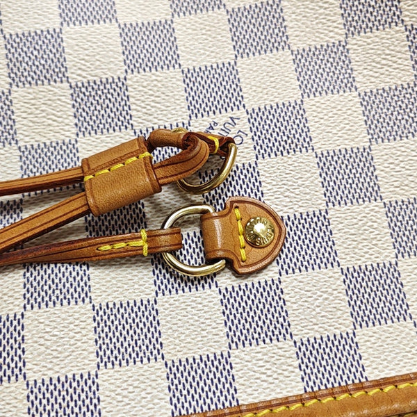 Authenticated pre-owned  NEVERFULL MM Damier Azur Coated Canvas White - Tote Bag at Looply