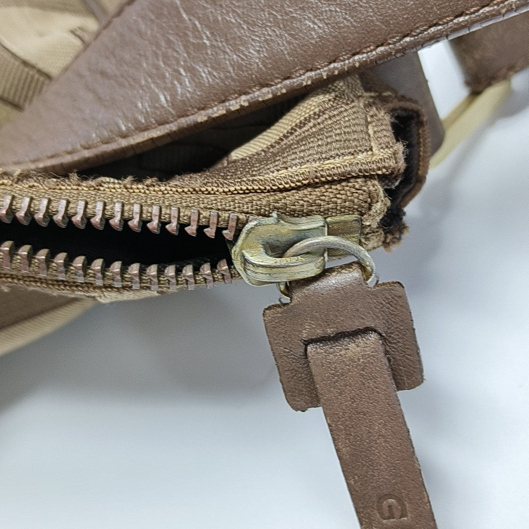 Canvas Shoulder Bag Brown