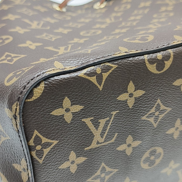 NÉONOÉ MM Monogram Coated Canvas Brown