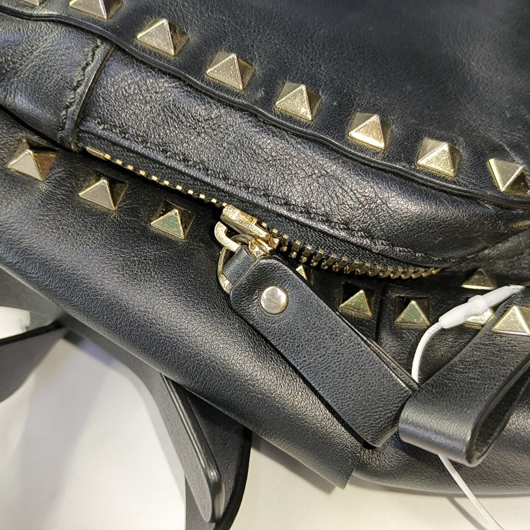 Rockstud Calfskin Black