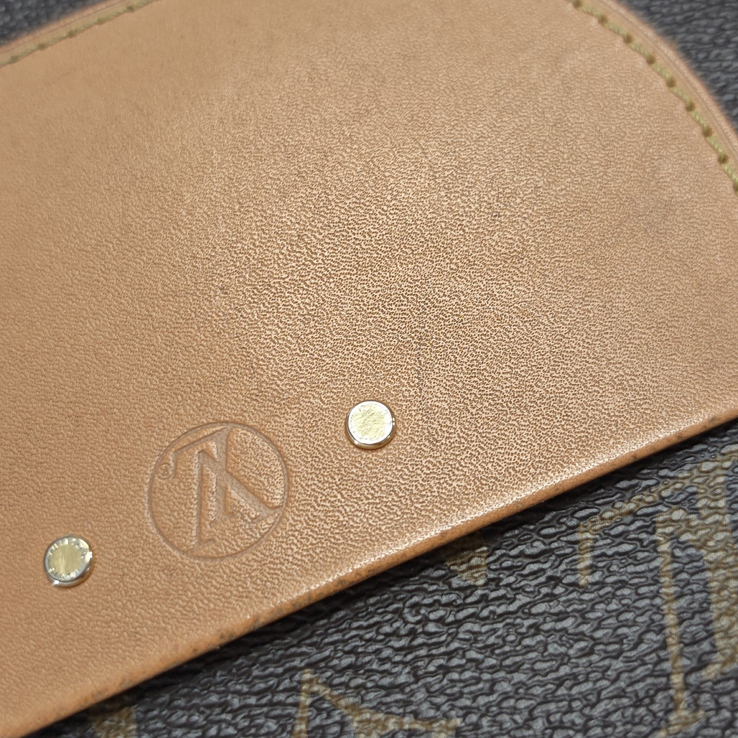 BOITE CHAPEAU MM Monogram Coated Canvas Brown
