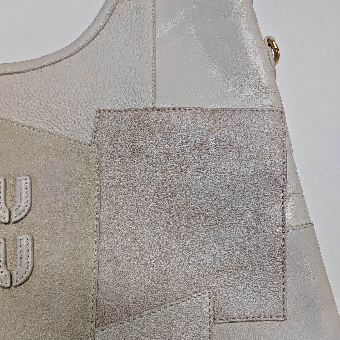 IVY Quilted Suede White
