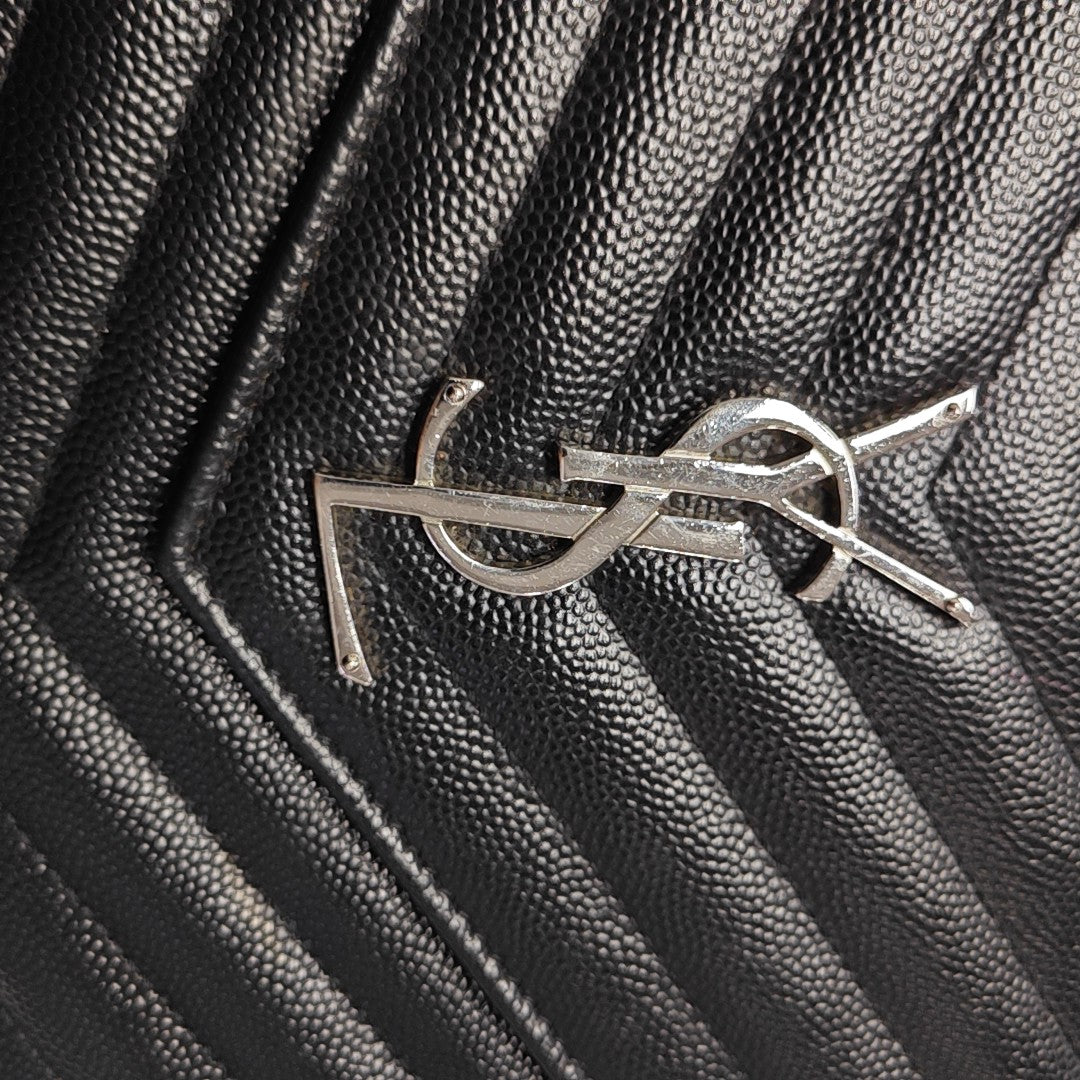 MONOGRAM Medium Chevron Calfskin Black