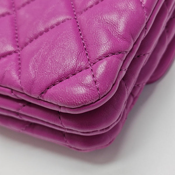 Authenticated pre-owned  CLASSIC FLAP Quilted Lambskin Purple - Shoulder Bag at Looply