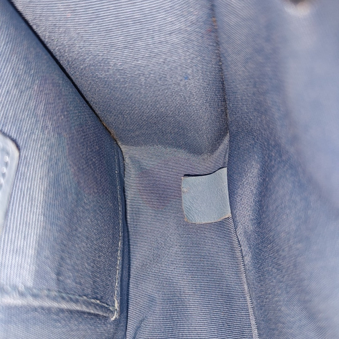 CLASSIC FLAP Mini Quilted Calfskin Blue