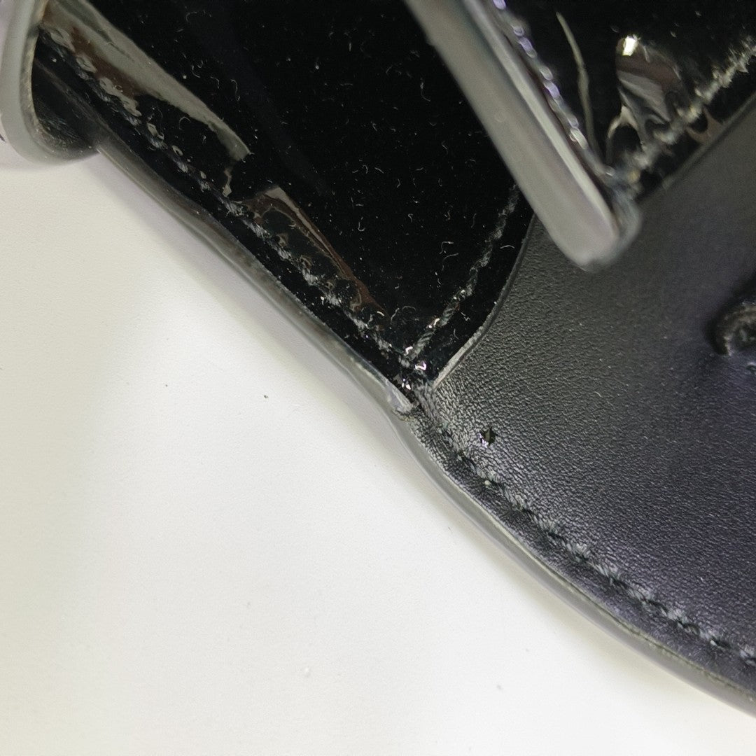 MANHATTAN Medium Patent Leather Black