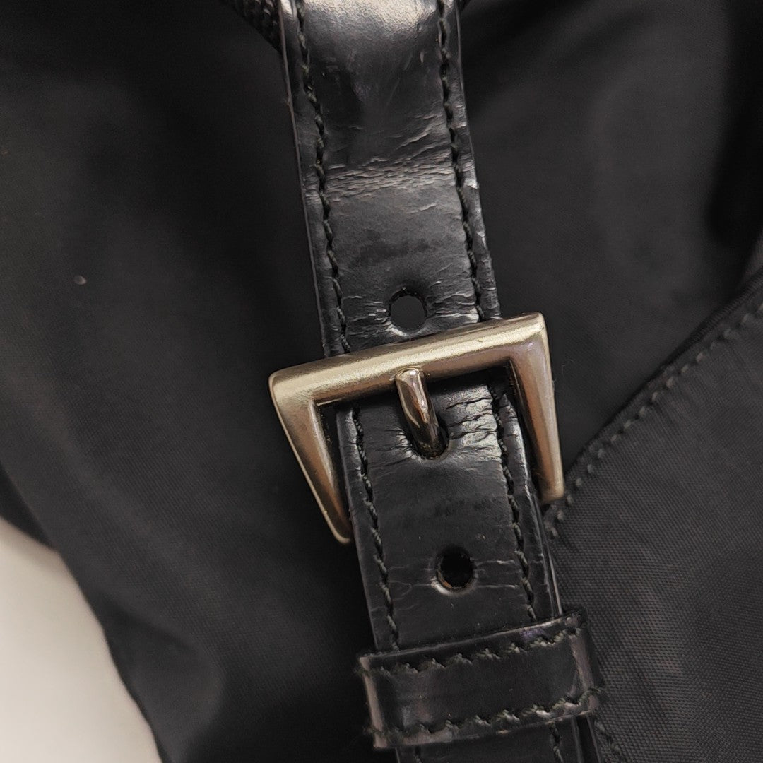 Re-Nylon Medium Nylon Black