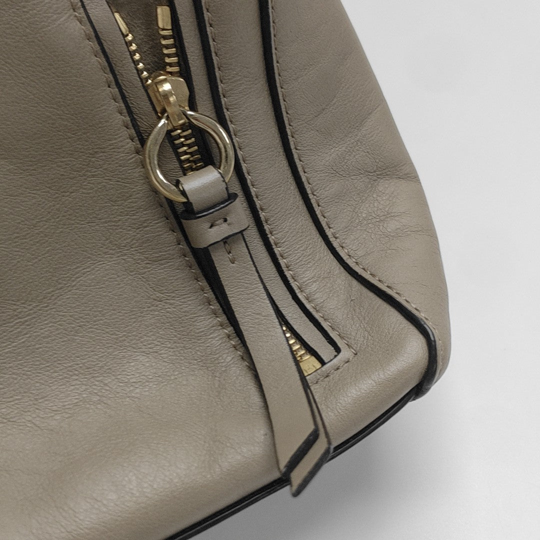 Faye Medium Calfskin Gray