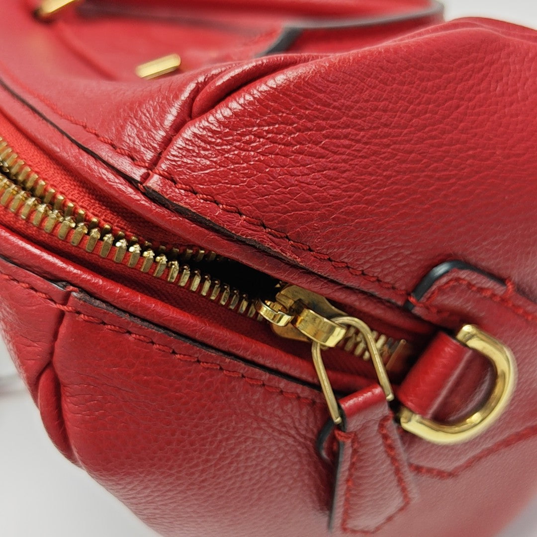 Authenticated pre-owned  SPEEDY 25 Monogram Calfskin Red - Shoulder Bag at Looply