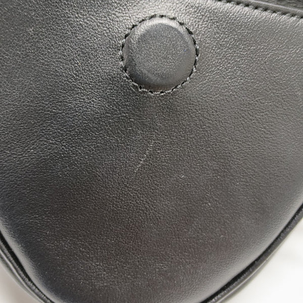 TRIANGLE Calfskin Black